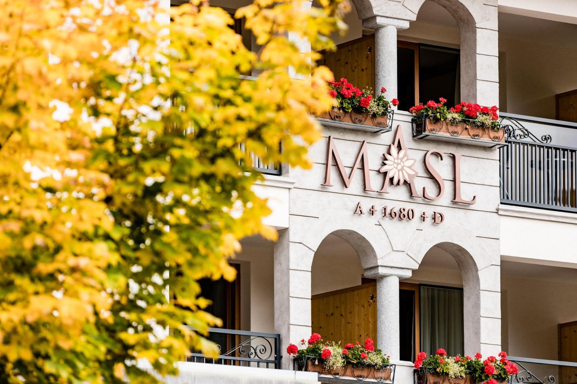 Hotel Masl Valles Kültér fotó